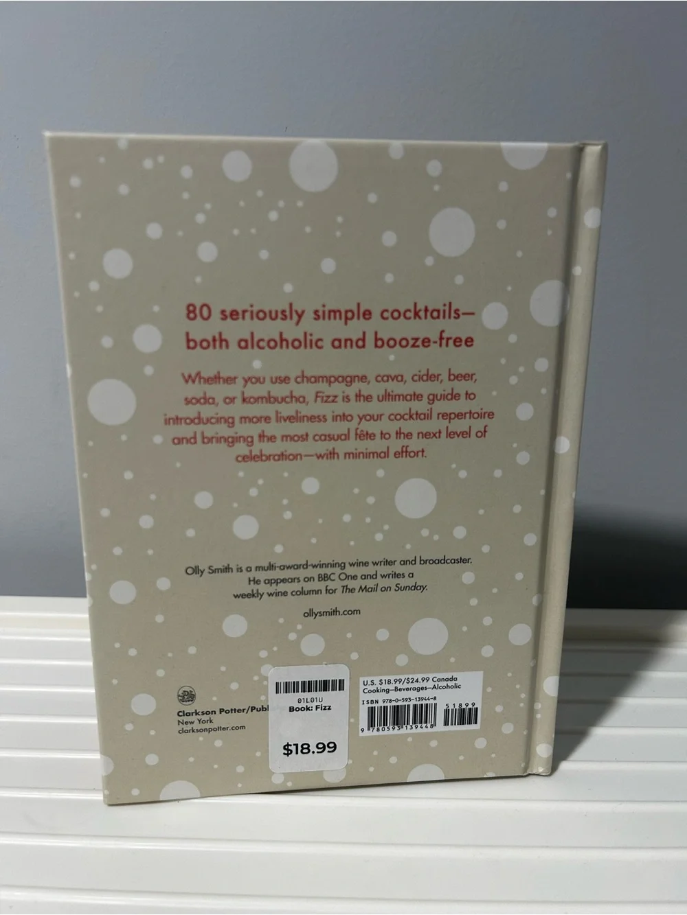 NEW FIZZ Cocktail Recipe Book by Olly Smith - Picture 2 of 3